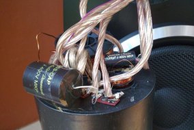 Unitra Tonsil Altus 110 - nowe kable i kondensatory.